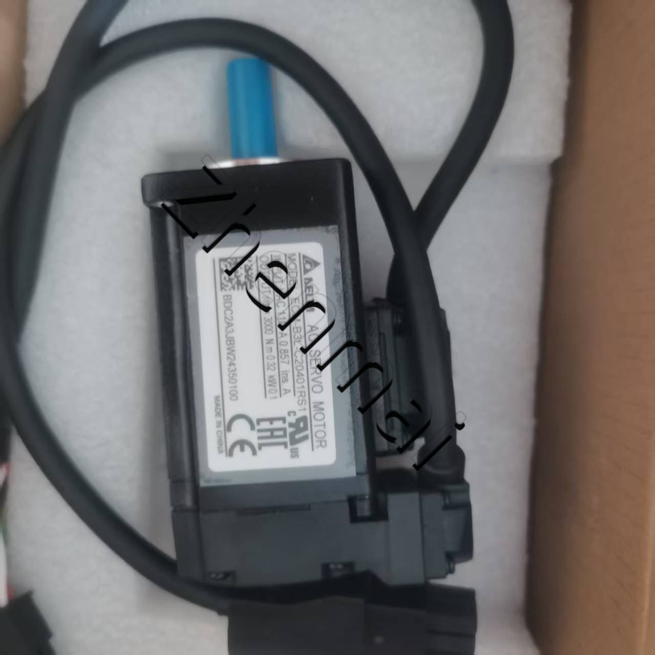 100% zbrusu nový originální a originální Delta ECM-B3L-C20401RS1 Frekvenční měniče Pohon Servo Motor