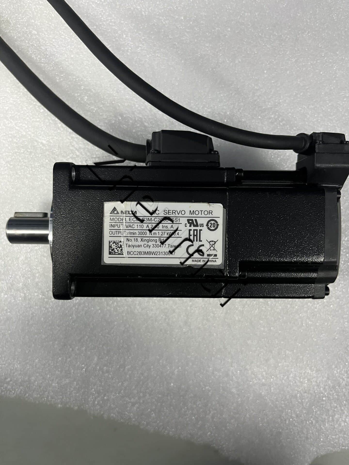 100% zbrusu nový originální a originální Delta ECM-B3M-C20604SS1 Frekvenční měniče Pohon Servomotor