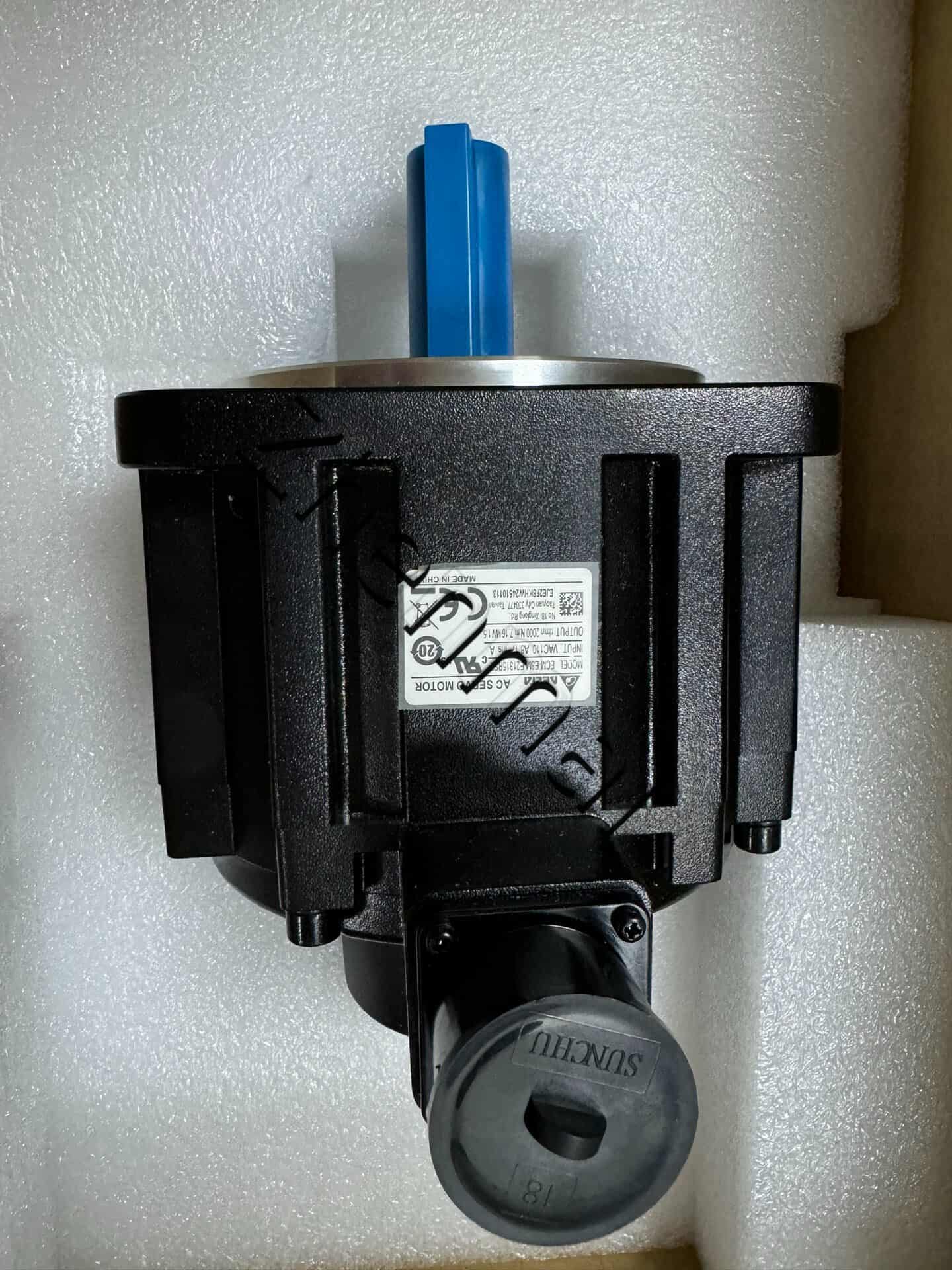 100% zbrusu nový originální a originální Delta ECM-E3M-E21315RSE Frekvenční měniče Pohon Servomotor