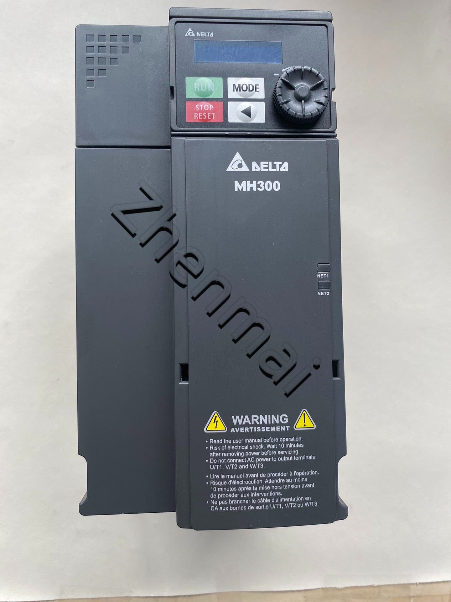 100% zbrusu nový originální a originální Delta VFD17AMH43ANSAA 7,5KW Frekvenční měniče Pohon Servo Motor