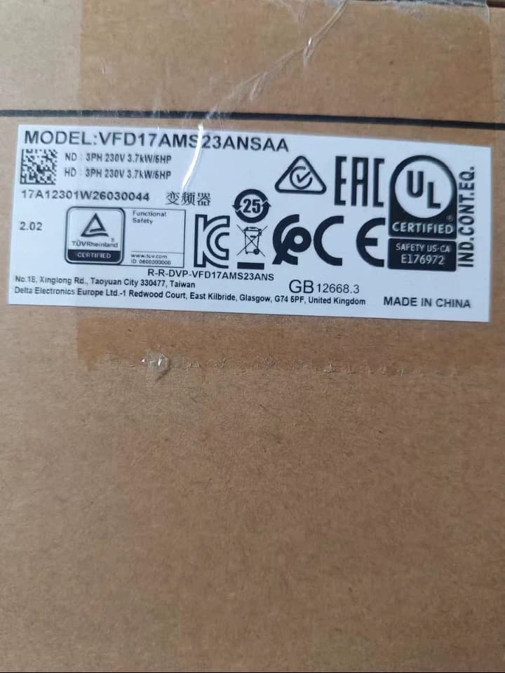 100% zbrusu nový originální a originální Delta VFD17AMS23ANSAA 3,7KW třífázové 220V Frekvenční měniče Pohon Servo Motor