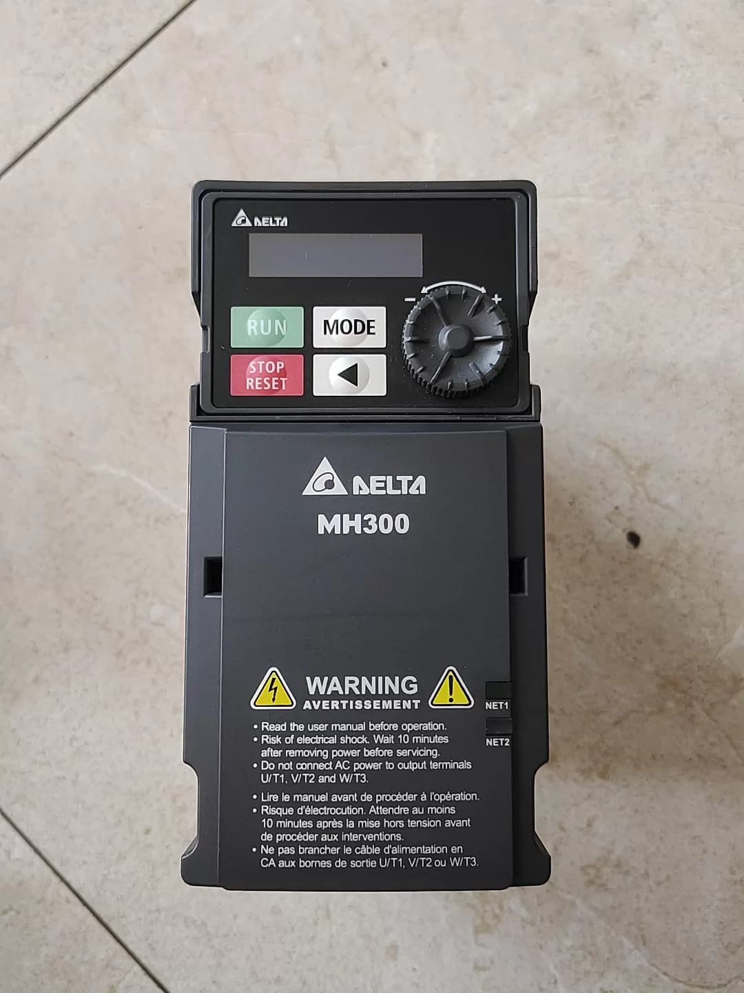 100% zbrusu nový originální a originální Delta VFD5A0MH21ANSAA 0,75KW 220V Frekvenční měniče Pohon Servo Motor