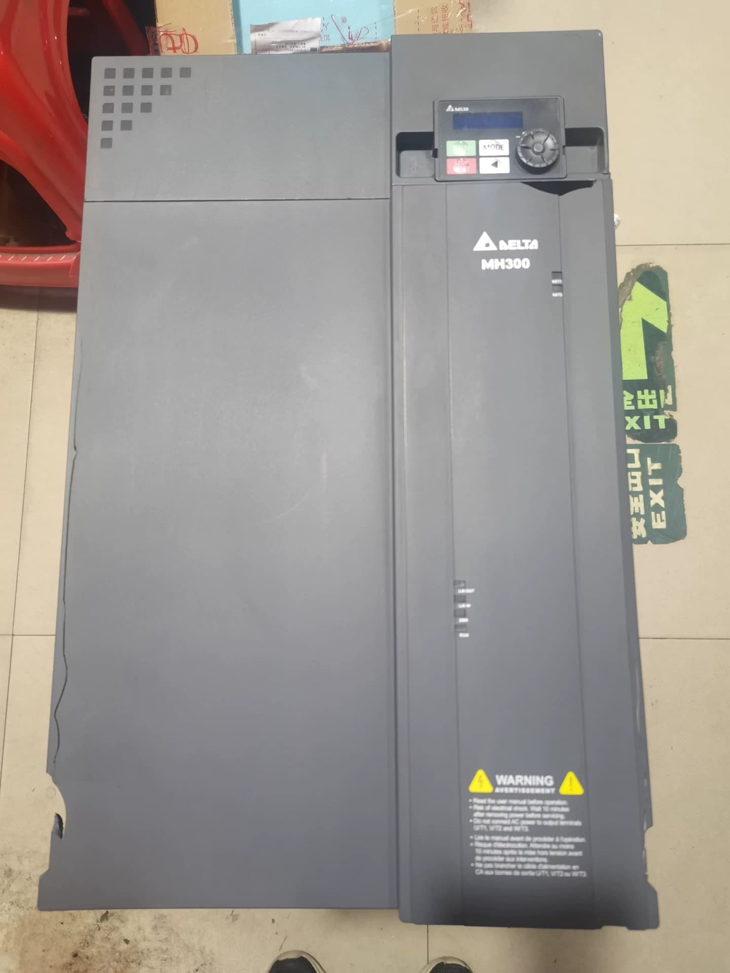 100% zbrusu nový originální a originální Delta VFD91AMH43ANSAA(45KW) Frekvenční měniče Pohon Servo Motor