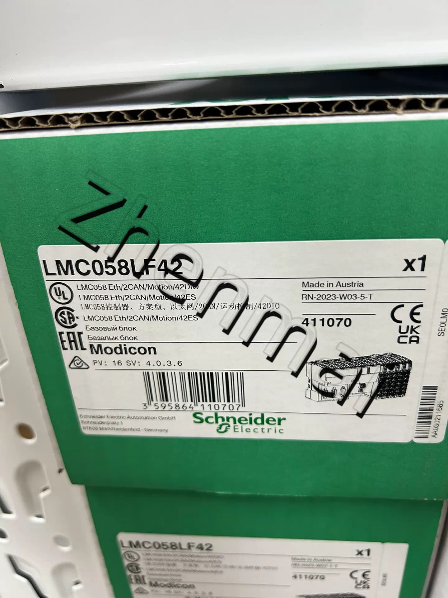 100% zbrusu nový, originální a originální Schneider LMC058LF42 Frekvenční měniče, jističe, stykače, ochranná zařízení