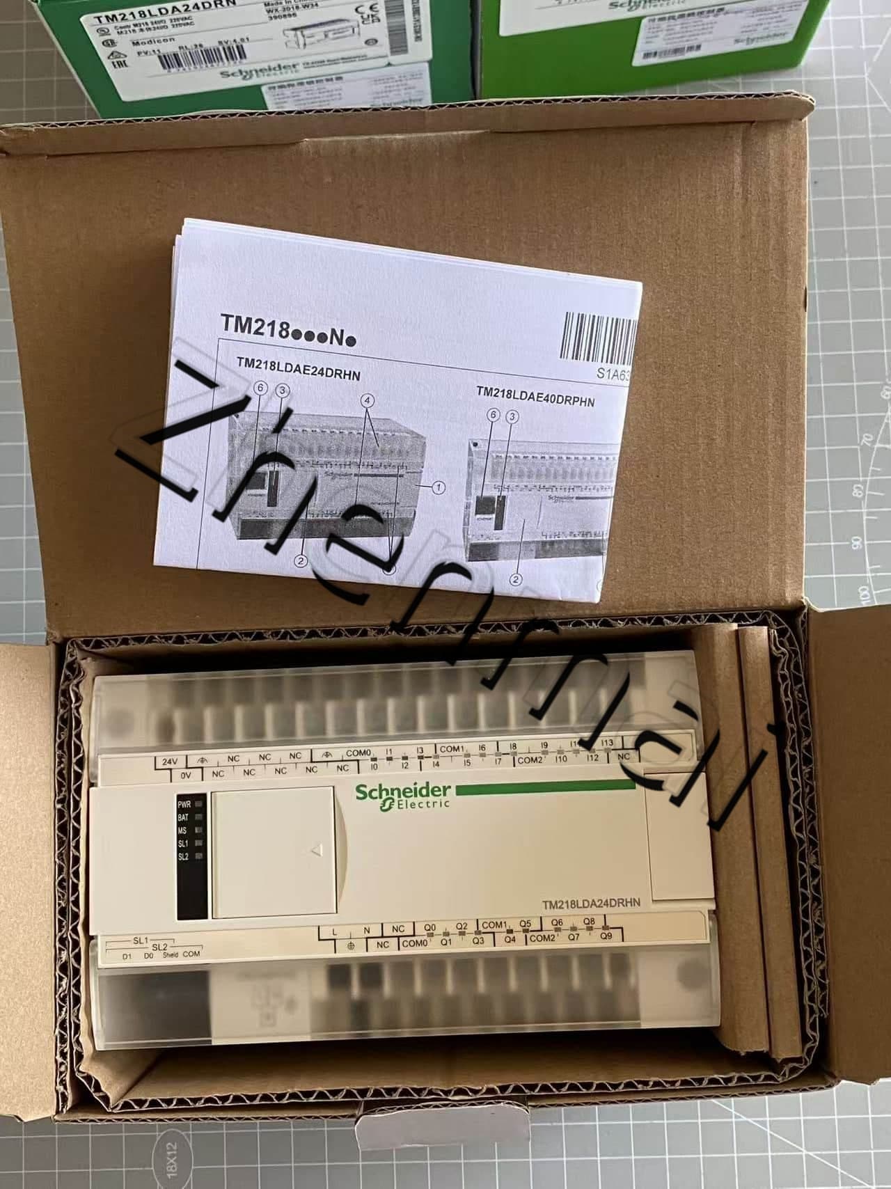 100% zbrusu nový, originální a originální Schneider TM218LDA24DRHN Frekvenční měniče, jističe, stykače, ochranná zařízení