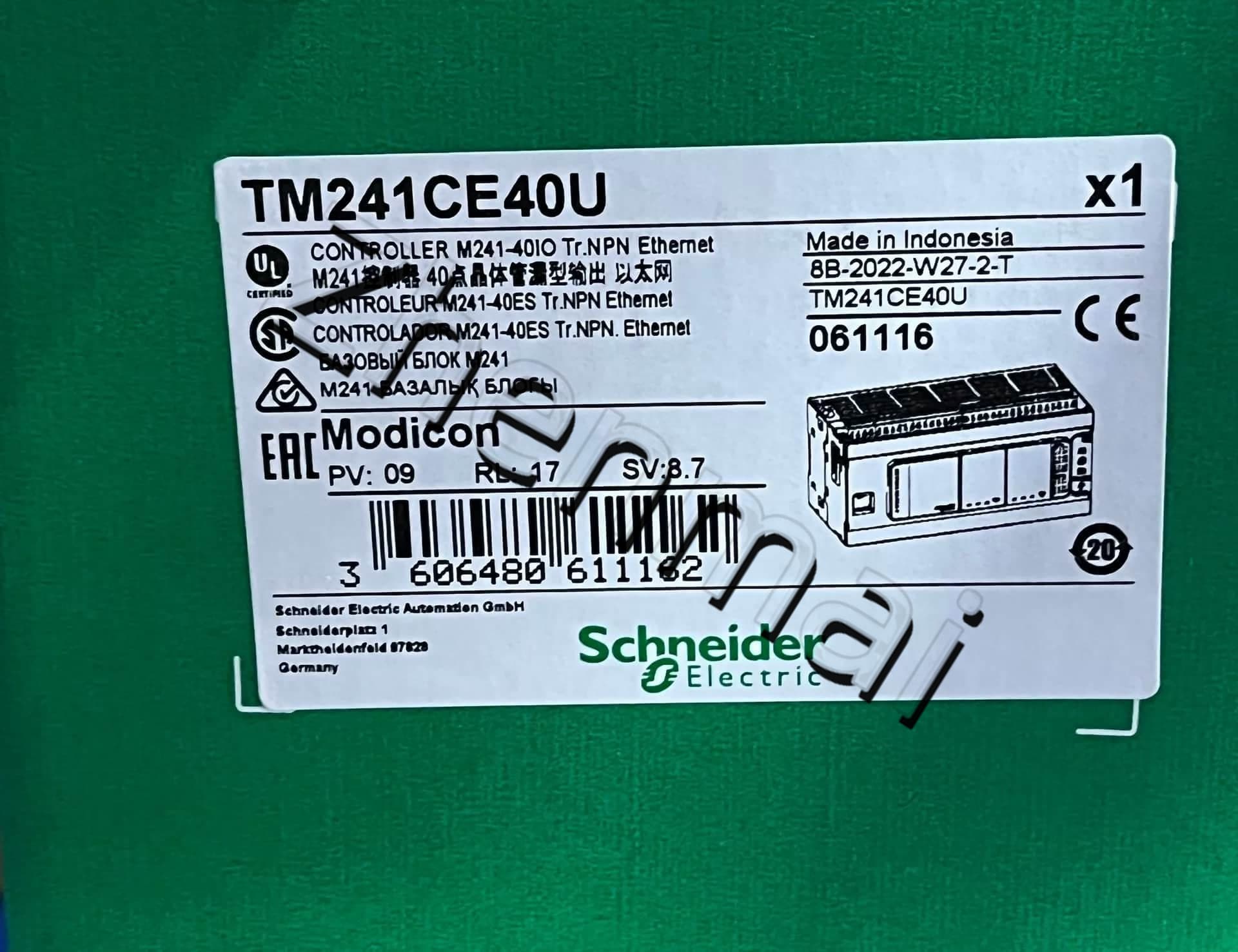 100% zbrusu nový, originální a originální Schneider TM241CE40U Frekvenční měniče, jističe, stykače, ochranná zařízení
