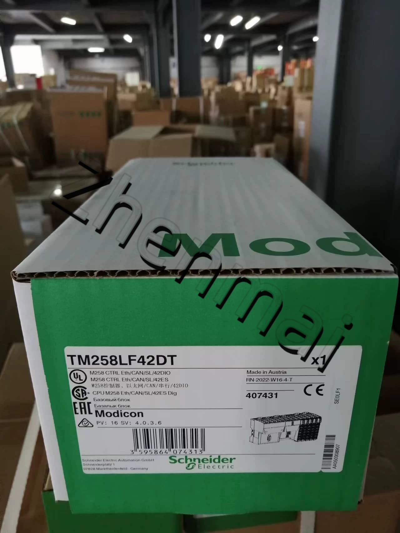 100% zbrusu nový, originální a originální Schneider TM258LF42DT Frekvenční měniče, jističe, stykače, ochranná zařízení