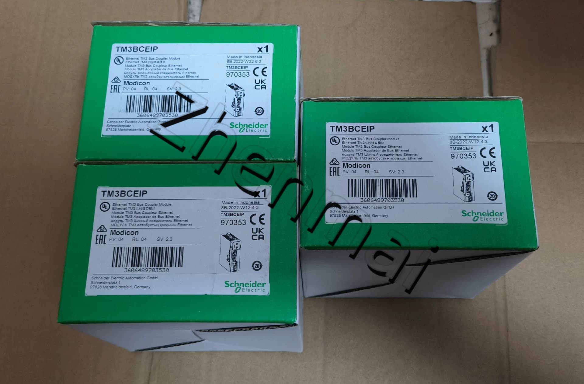 100% zbrusu nový, originální a originální Schneider TM3BCEIP Frekvenční měniče, jističe, stykače, ochranná zařízení