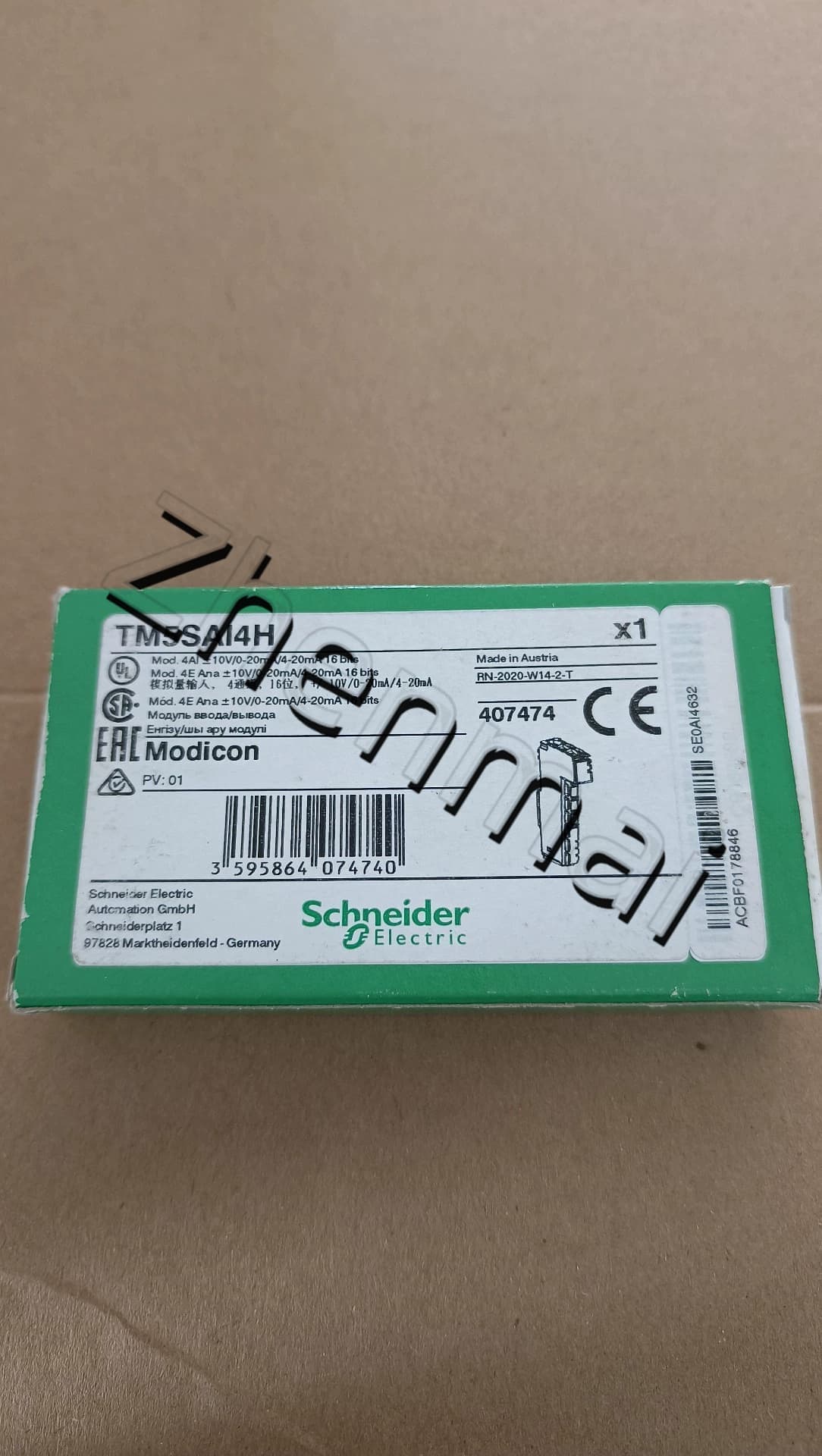 100% zbrusu nový, originální a originální Schneider TM5SAI4H Frekvenční měniče, jističe, stykače, ochranná zařízení