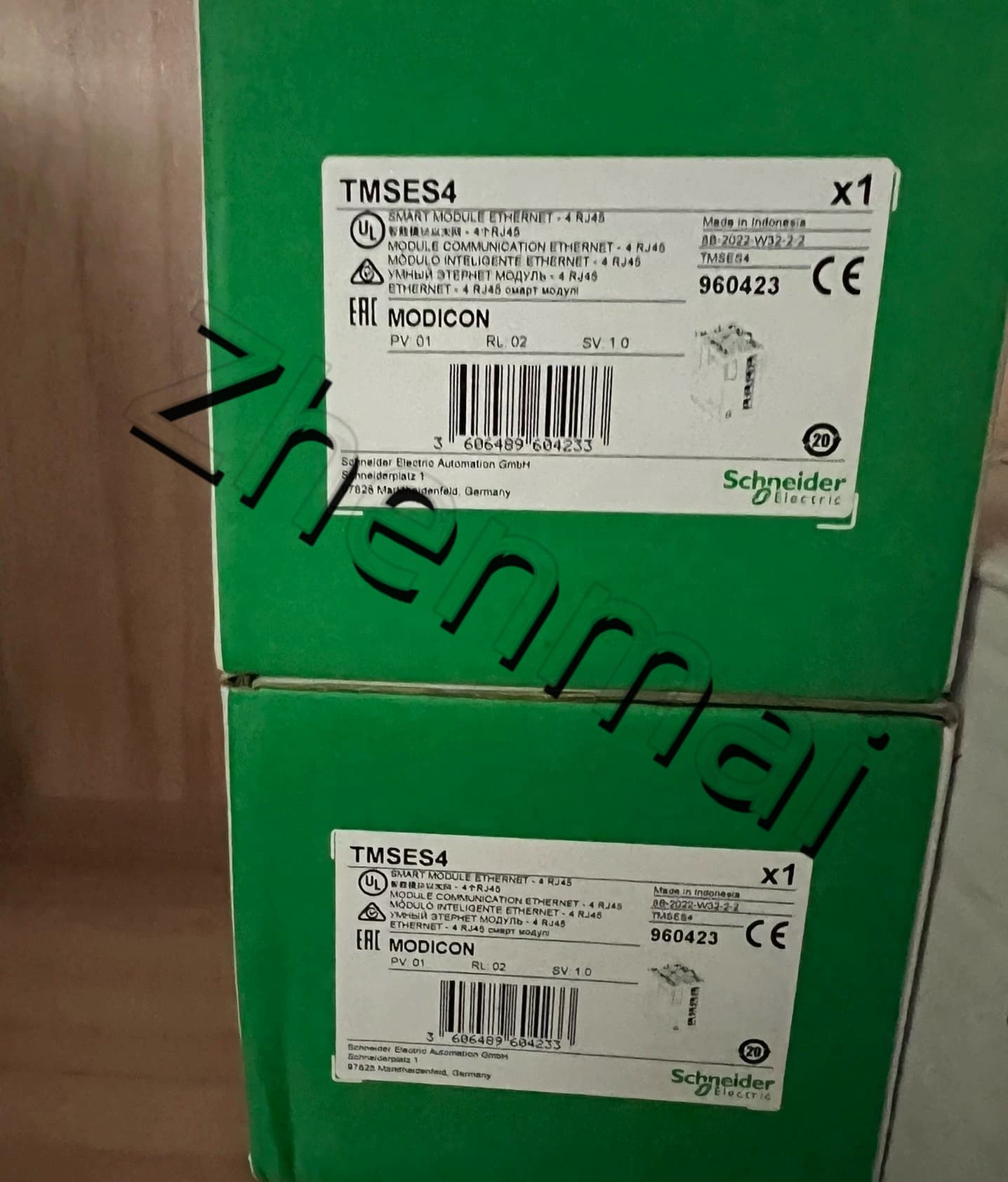 100% zbrusu nový, originální a originální Schneider TMSES4 Frekvenční měniče, jističe, stykače, ochranná zařízení