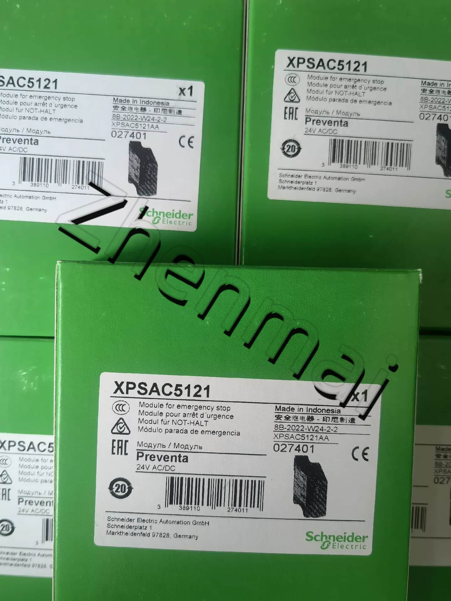 100% zbrusu nový, originální a originální Schneider XPSAC5121 Frekvenční měniče, jističe, stykače, ochranná zařízení