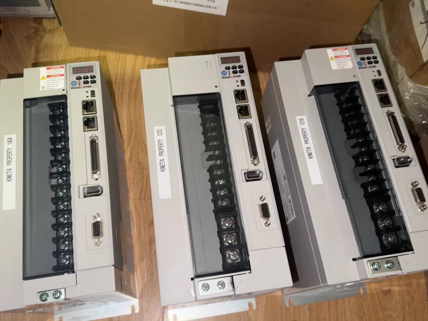 Servo 2198-E2055-ERS Kinetix 5100, zcela nové a originální