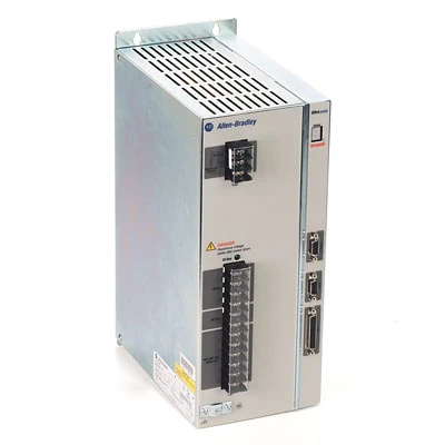 Servopohon Allen-Bradley 2098-DSD-075X řady Ultra3000