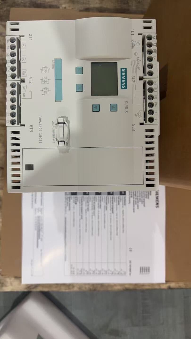 Zcela nový, originální, z výroby přímý softstartér Siemens 3RW4427-1BC35 SOFTSTARTER SIRIUS