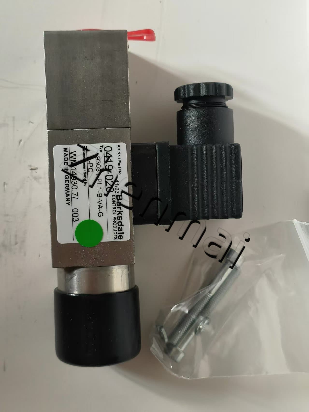 Zcela nový originální Barksdale 0419-020 93031-PL1-B-VA-GL-PC Tlakový senzor Hladinový spínač Průtokový spínač Tlakový spínač Rychlé dodání