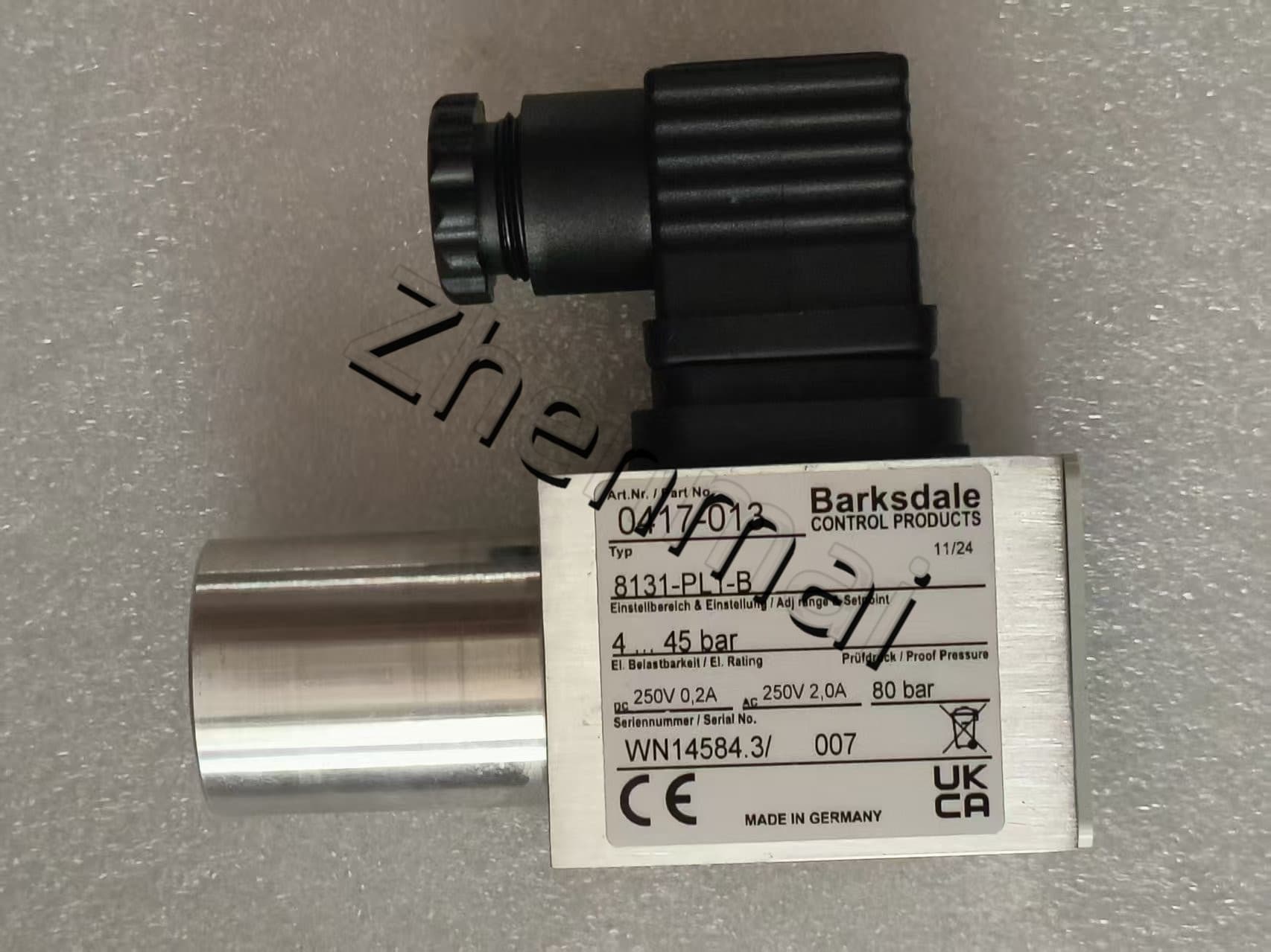 Zcela nový originál Barksdale 8131-PL1-B 0417-013 Tlakový senzor Hladinový spínač Průtokový spínač Tlakový spínač Rychlé dodání