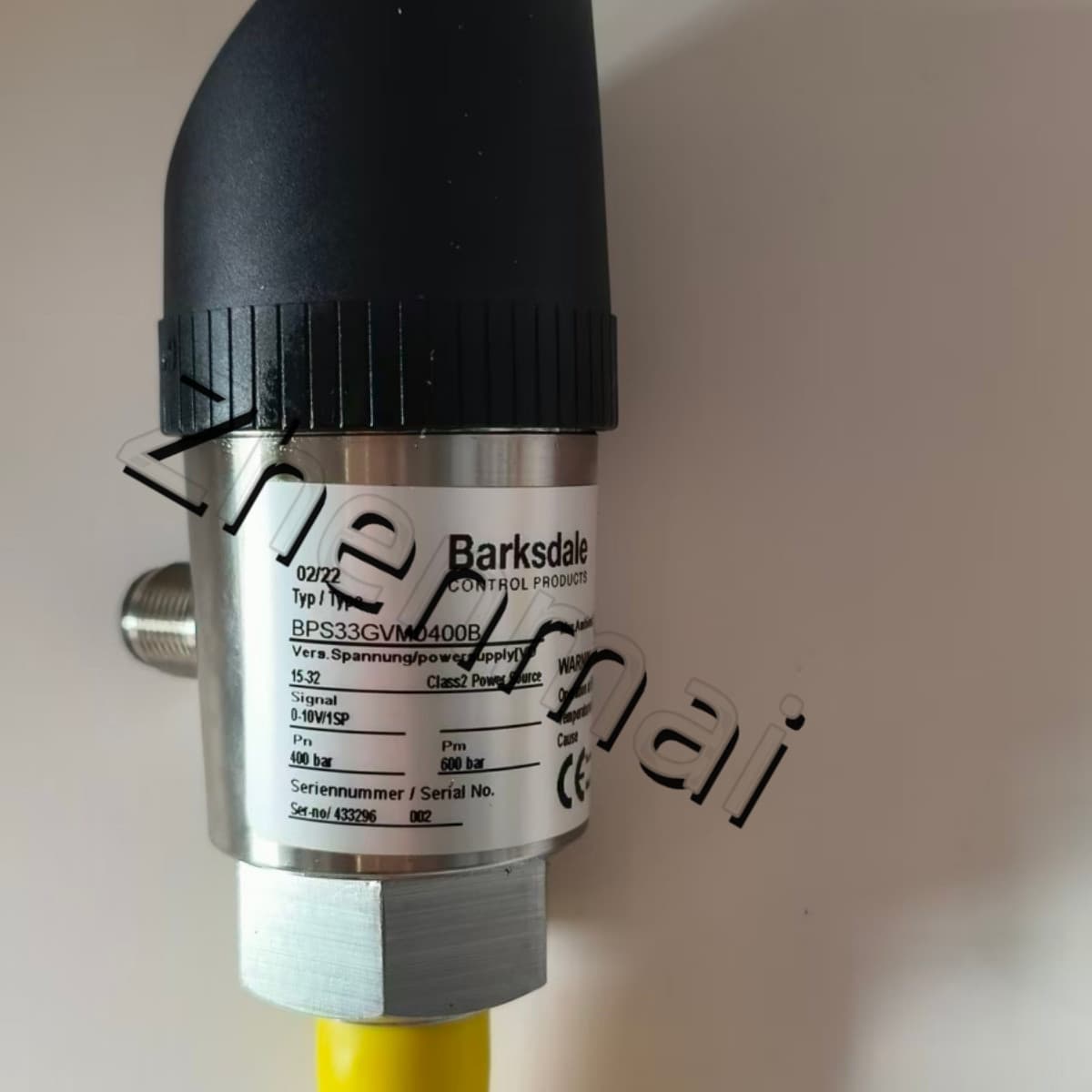 Zcela nový originál Barksdale B3H-M48SS-GE100/001 0413-038 Tlakový senzor Hladinový spínač Průtokový spínač Tlakový spínač Rychlé dodání