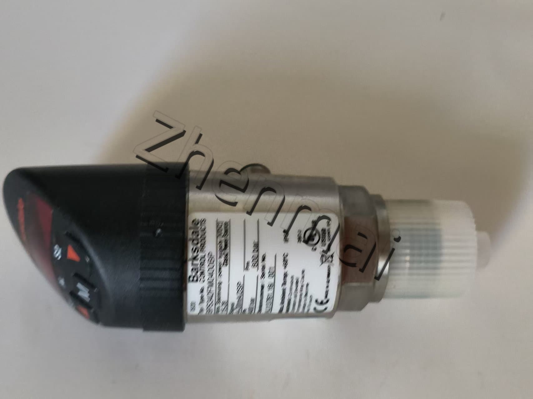 Zcela nový originál Barksdale BPS342VM0400BP Tlakový senzor Hladinový spínač Průtokový spínač Tlakový spínač Rychlé dodání