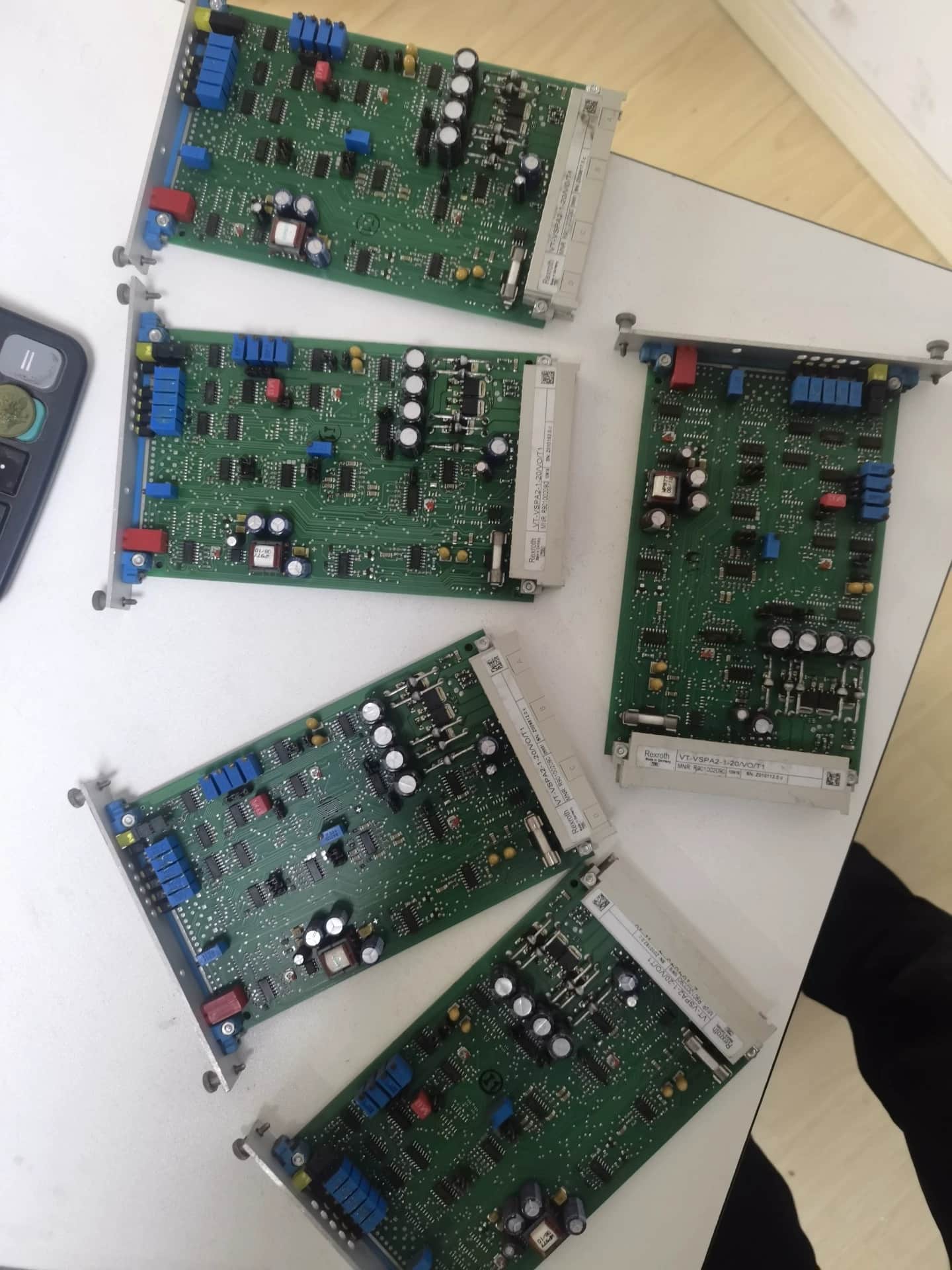 Zcela nový originální servopohon Bosch Rexroth, deska zesilovače VT-VSPA2-1-20/VO/T1 servomotor Rychlé dodání