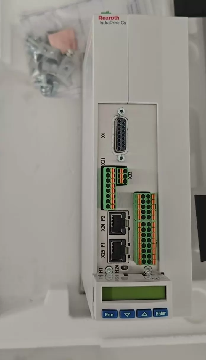 Zcela nový originální servopohon Bosch Rexroth HCS01.1E-W0028-A-03-A-ET-EC-DA-NN-NN-FW Rychlá dodávka