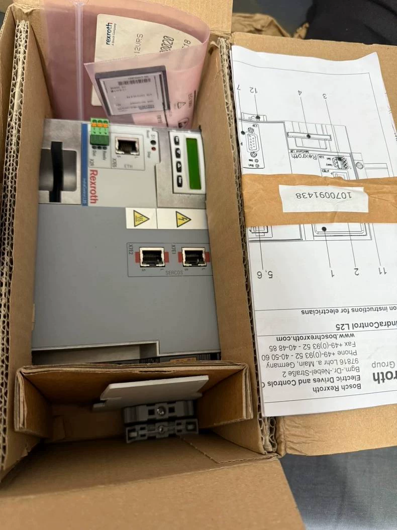 Zcela nový originální servopohon Bosch Rexroth PLC Mobilní PLC ovladač CML25.1-3N-400-NNC1-NW Rychlá dodávka