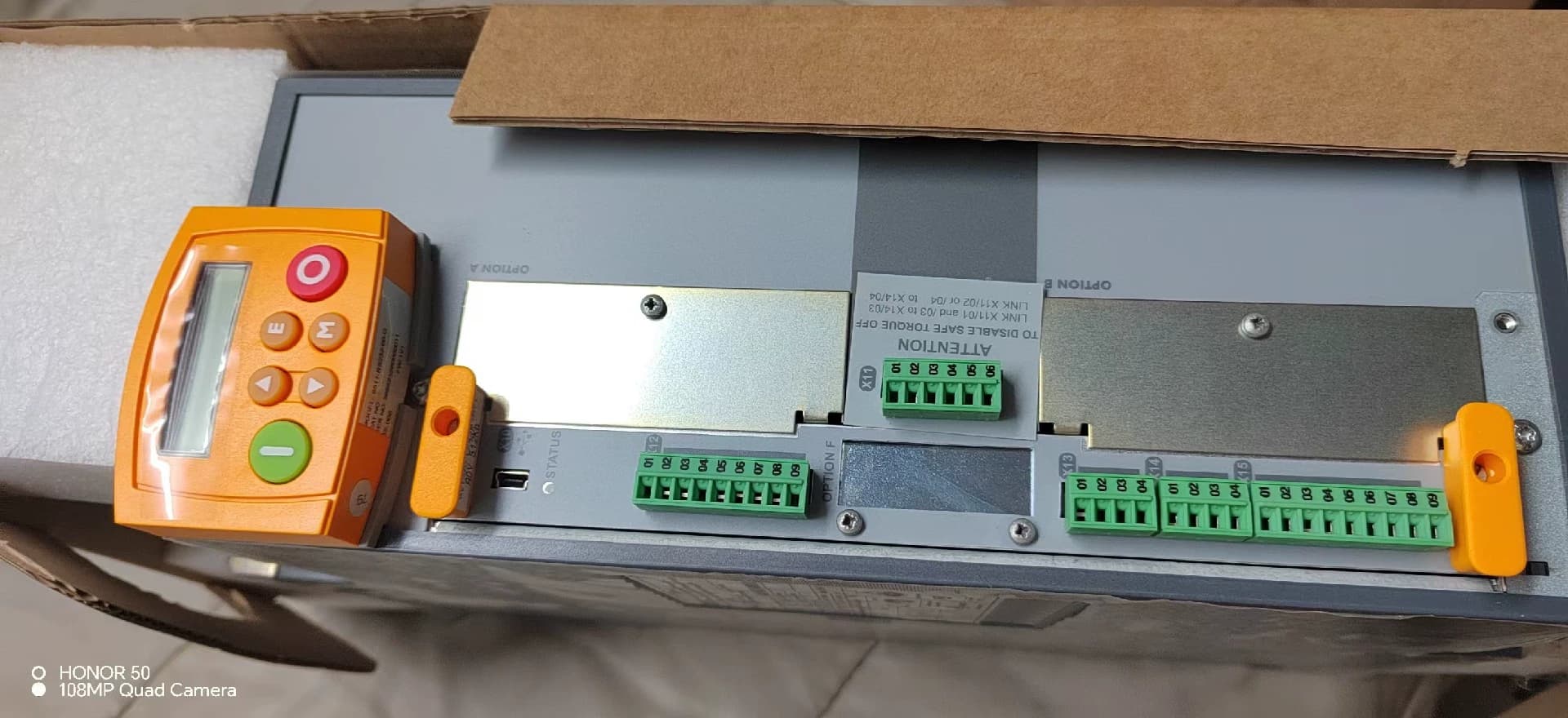 Zcela nový originální Parker 890SD-532590D0-B00-1A000 Servopohony s proměnnou frekvencí pohony servomotory ovladače Rychlá dodávka