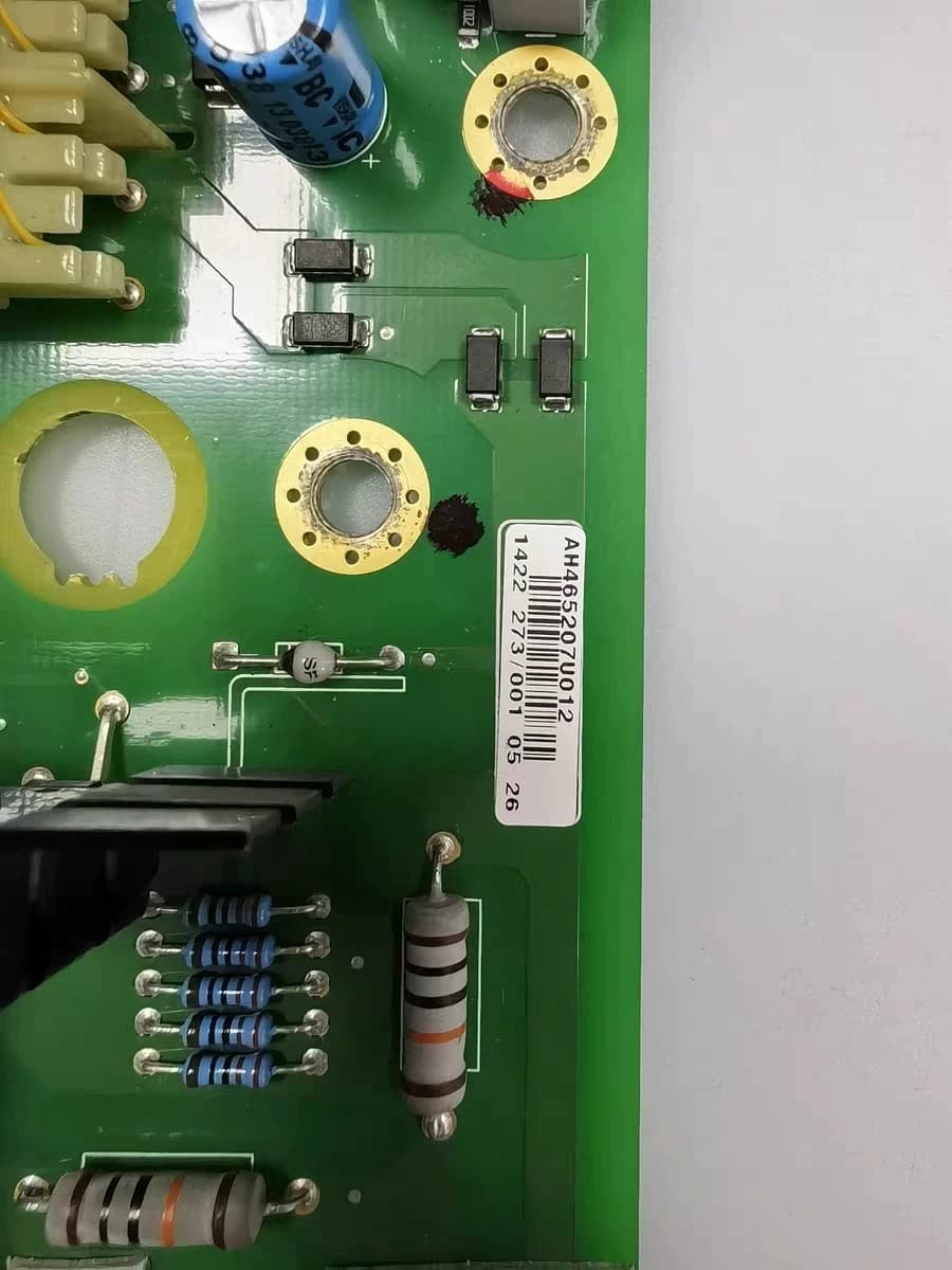 Zcela nový originální Parker AH465207U012 Servopohony s proměnnou frekvencí pohony servomotory ovladače Rychlá dodávka