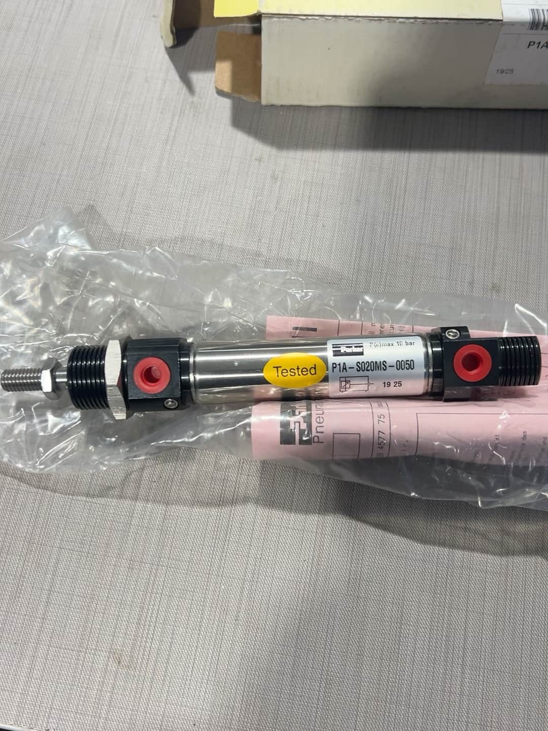 Zcela nový originální Parker P1A-S020MS-0050 servopohony s proměnnou frekvencí pohony servomotory ovladače Rychlé dodání