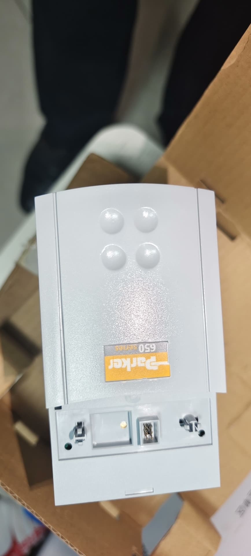 Zcela nový originální Parker SP-SSD-1204-A Servopohony s proměnnou frekvencí pohony servomotory ovladače Rychlá dodávka