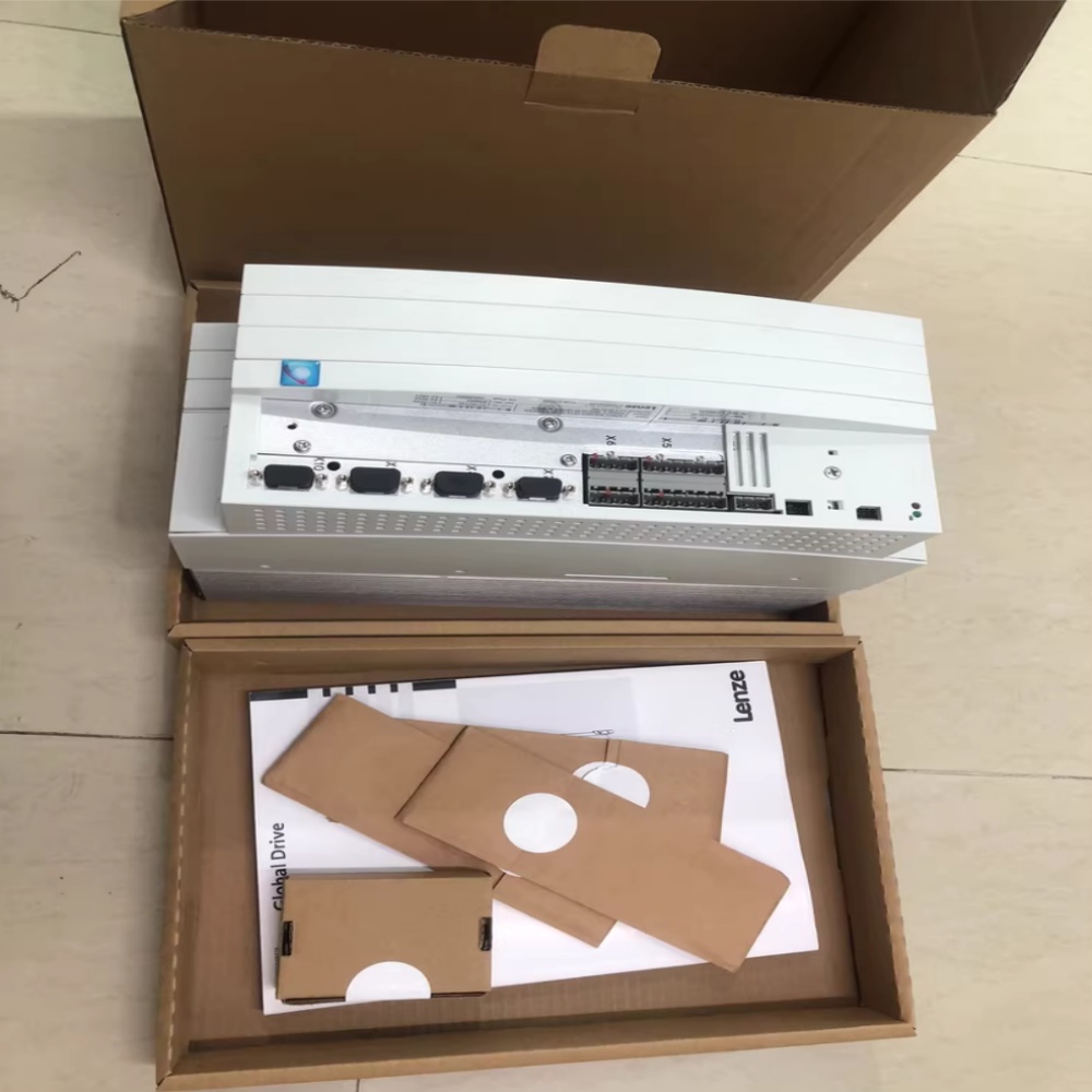 Originální nový průmyslový I/O modul Lenze E82ZAFAC001 FedEx DHL Fast Shipping