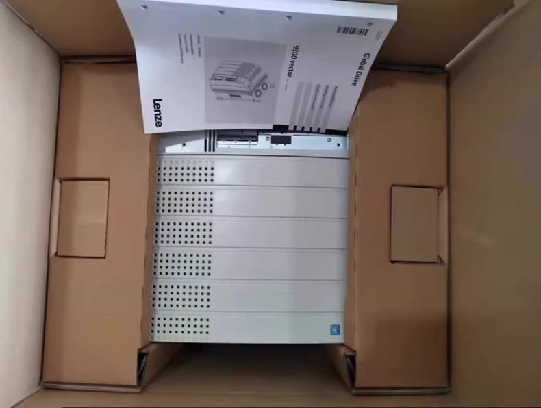 Originální nový průmyslový I/O modul Lenze E94ASSE2924 FedEx DHL Fast Shipping